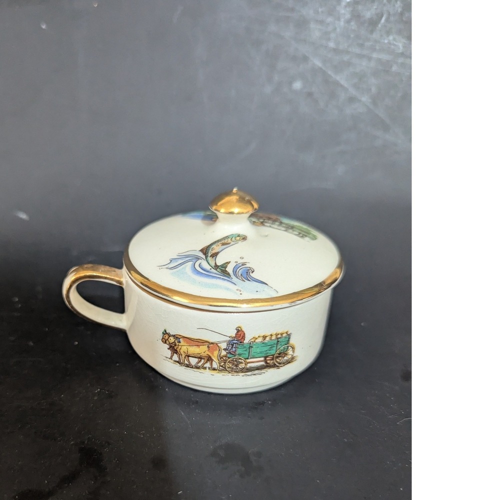 Royal Winton Old Canada Vieux Canada Miniature Lidded Pot Gold Trim 1953 England